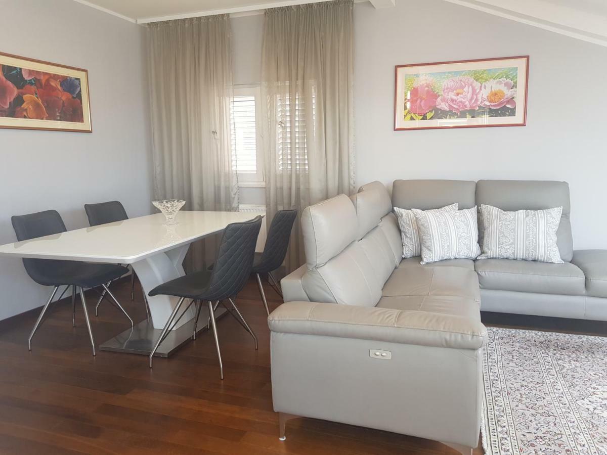 Apartman Stegic Šibenik Esterno foto